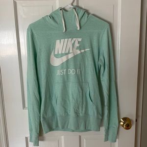 Nike turtleneck sweatshirt